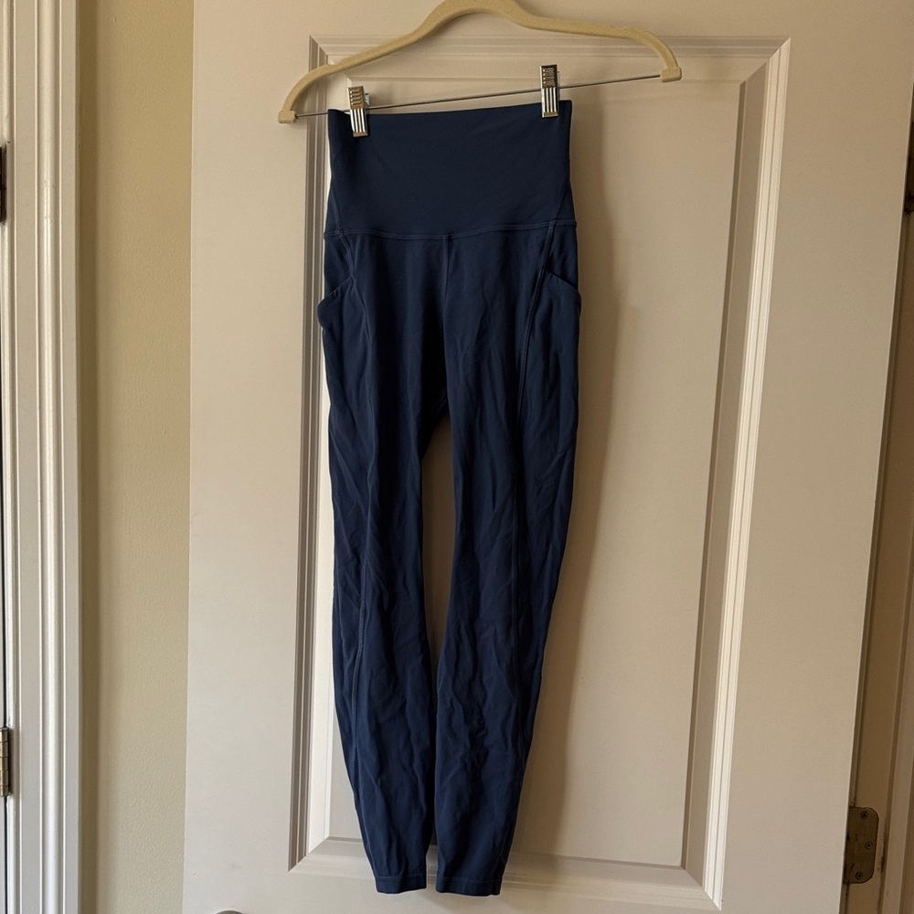 Align Leggings with Pockets